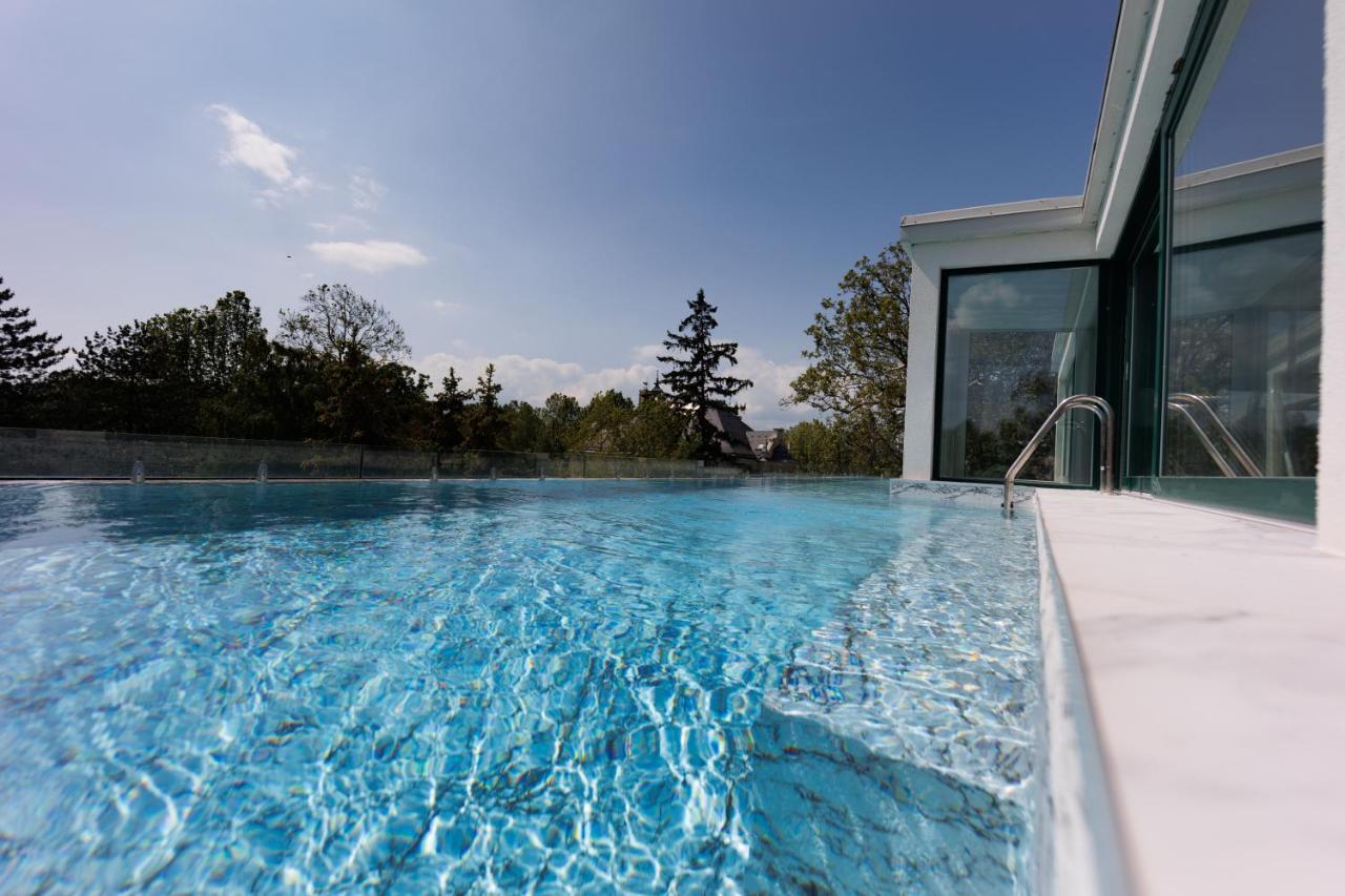 Villa Bauhaus Wellness Apartments 207 - Petiteplage Siofok Exterior photo