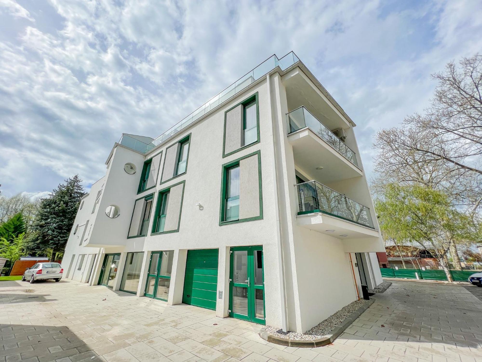 Villa Bauhaus Wellness Apartments 207 - Petiteplage Siofok Exterior photo